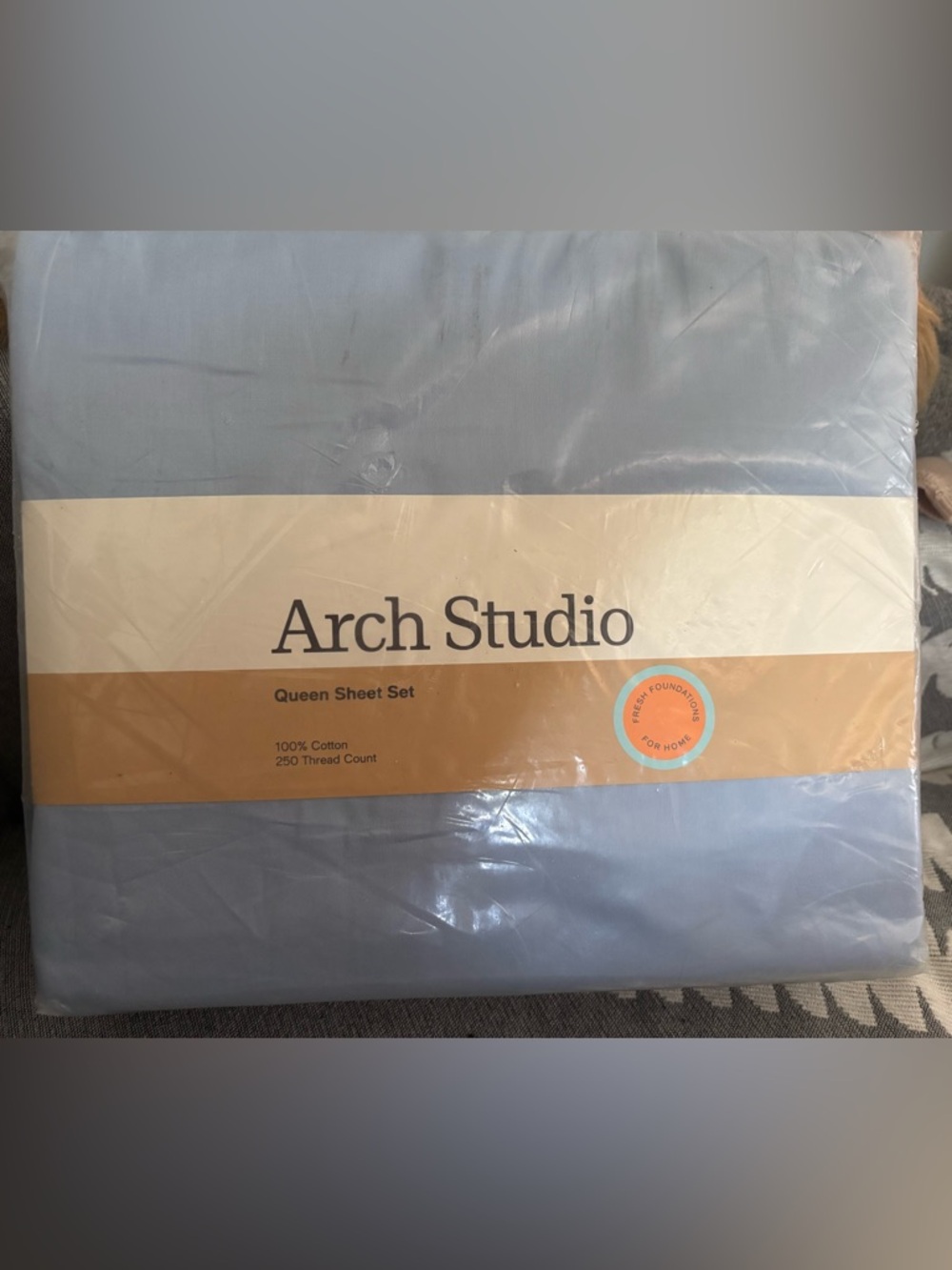 Arch  of Studio Queen Sheet Set in blue